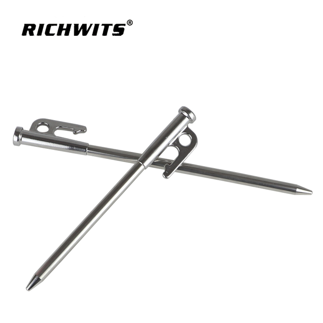 Fábrica de acero inoxidable con clavijas para tienda 420