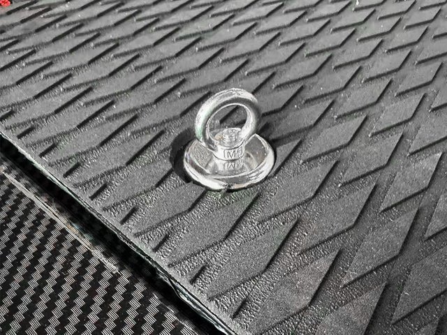 Yate con tuerca anular